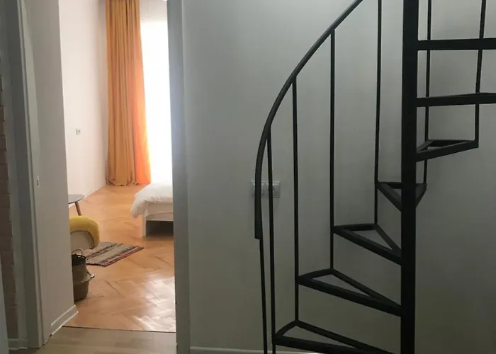 Guest House Story